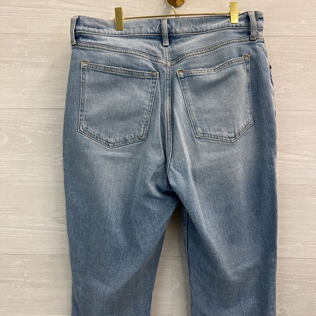 Abercrombie and Fitch Light Wash The 70s Vintage Flare Ultra High Rise Jeans 32