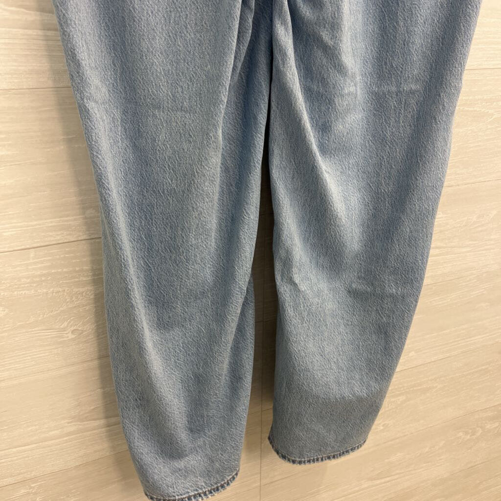 Abercrombie and Fitch Light Wash The Wide Leg High Rise Jeans 32