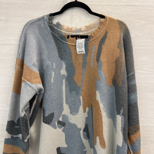 Charlie B Blue/ Brown/ Grey Print Distressed Edge Reversible Sweater Top Medium