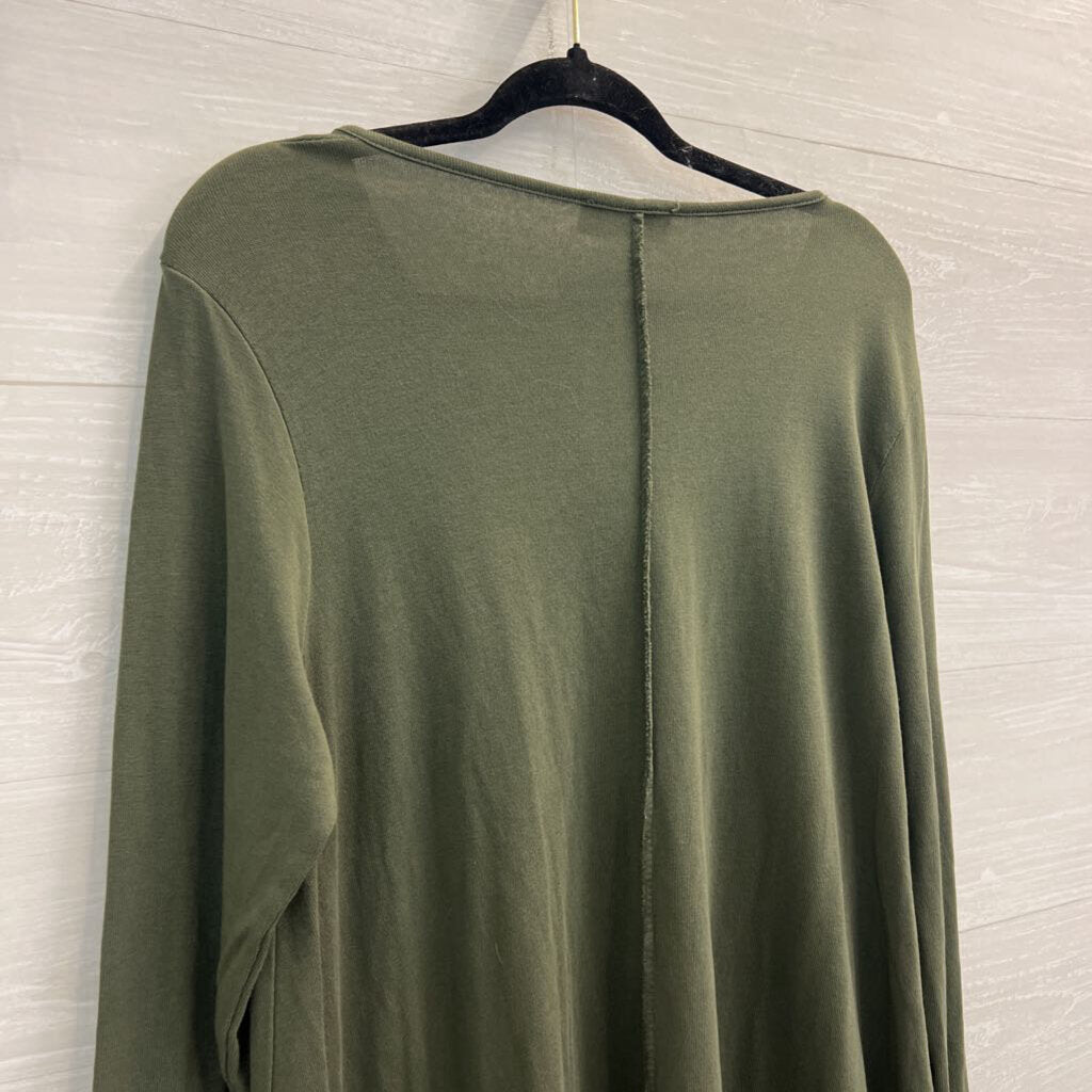 Saga Green Long Sleeve V Neck Top Medium