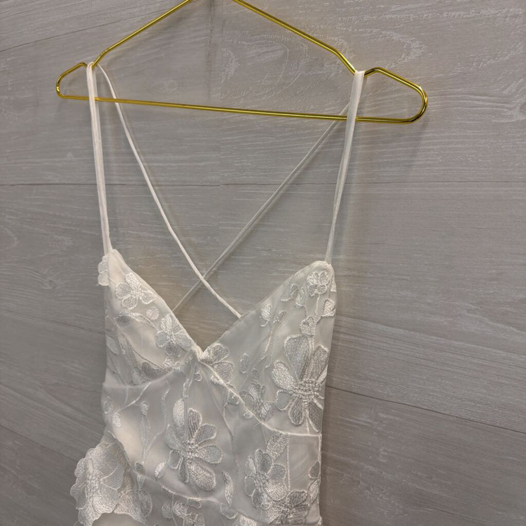 Selfie Leslie White Embroidered Flower Lace Mini Dress Medium