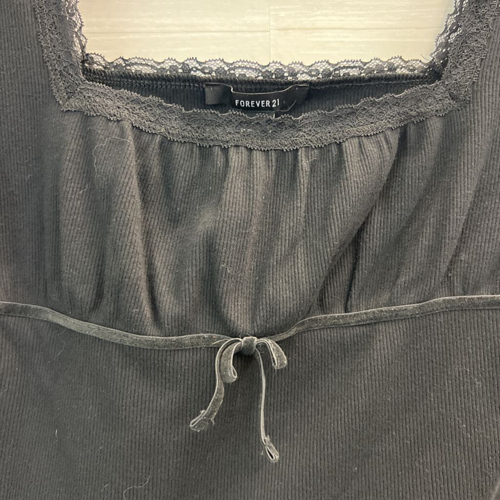 Forever 21 Black Ribbed Cropped Long Sleeve Top Medium