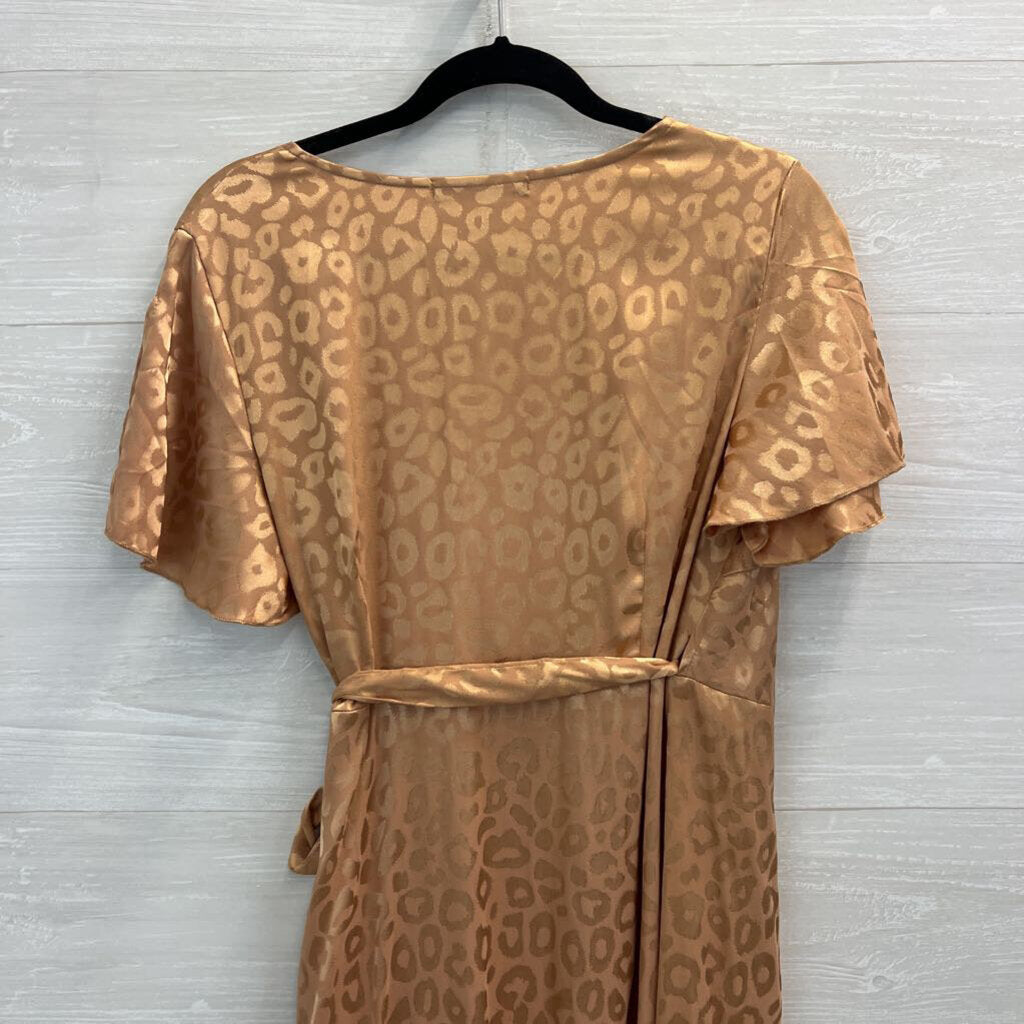 Simplee Gold Leopard Print Silky Short Sleeve Wrap Dress Medium