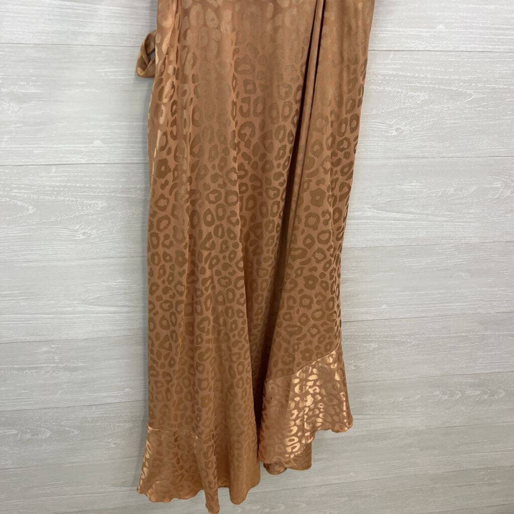 Simplee Gold Leopard Print Silky Short Sleeve Wrap Dress Medium