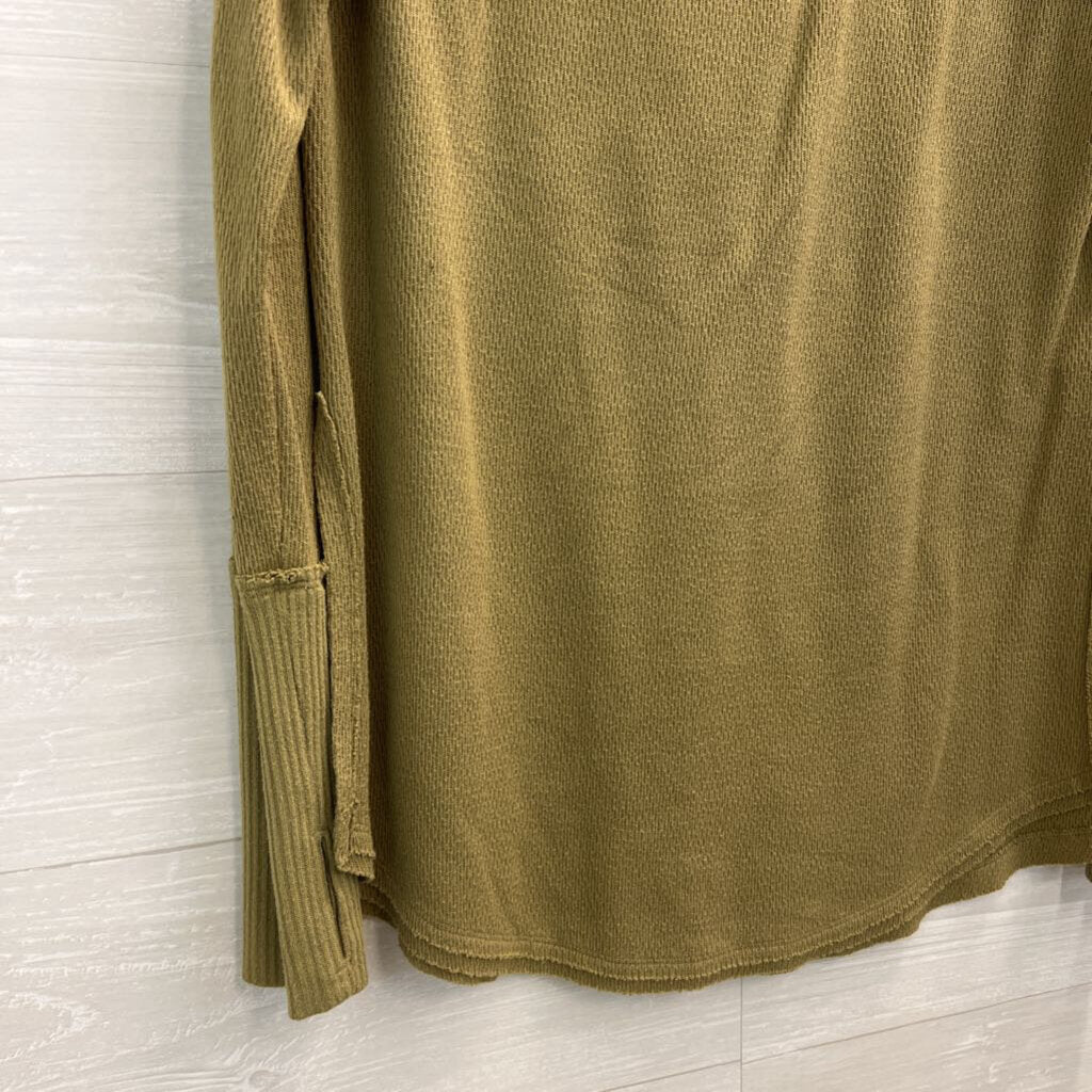 We The Free Green Textured Long Sleeve Top Medium