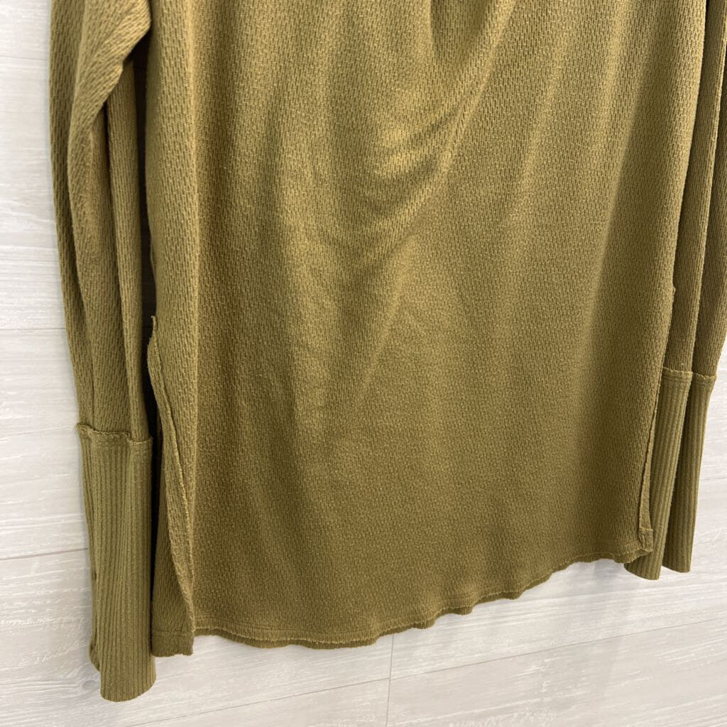 We The Free Green Textured Long Sleeve Top Medium