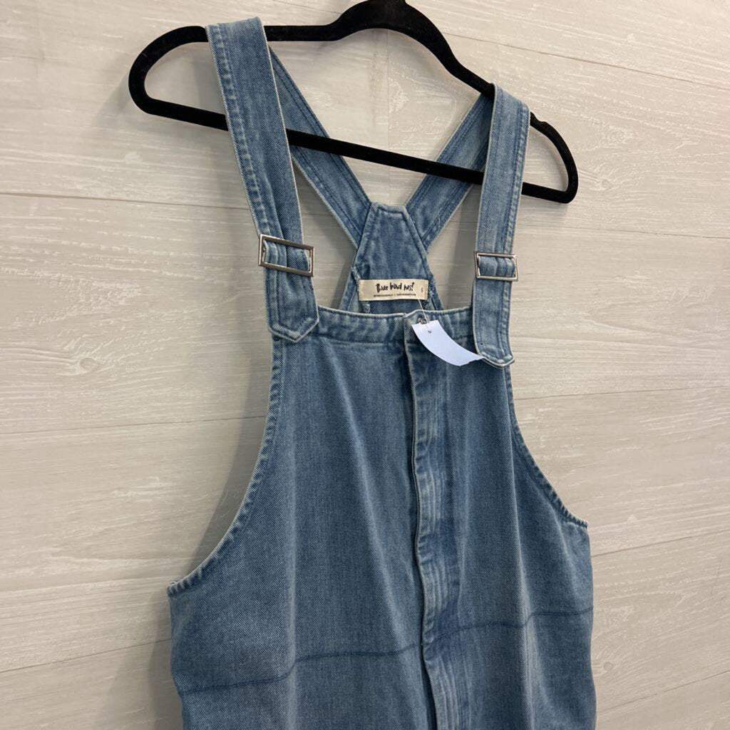 Three Bird Nest Light Wash Zip Front Overalls Small
