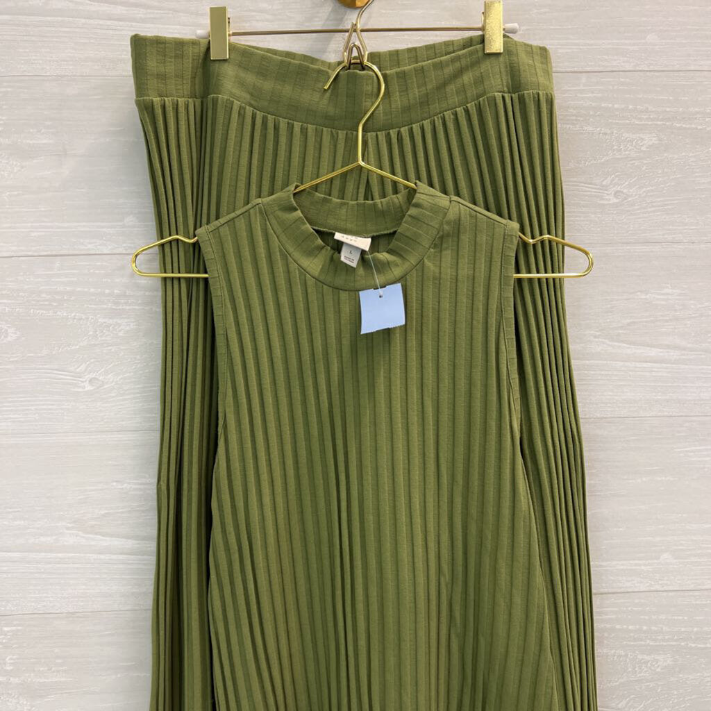 Green Ribbed Mock Neck Tank/ Wide Leg Pants Set Large