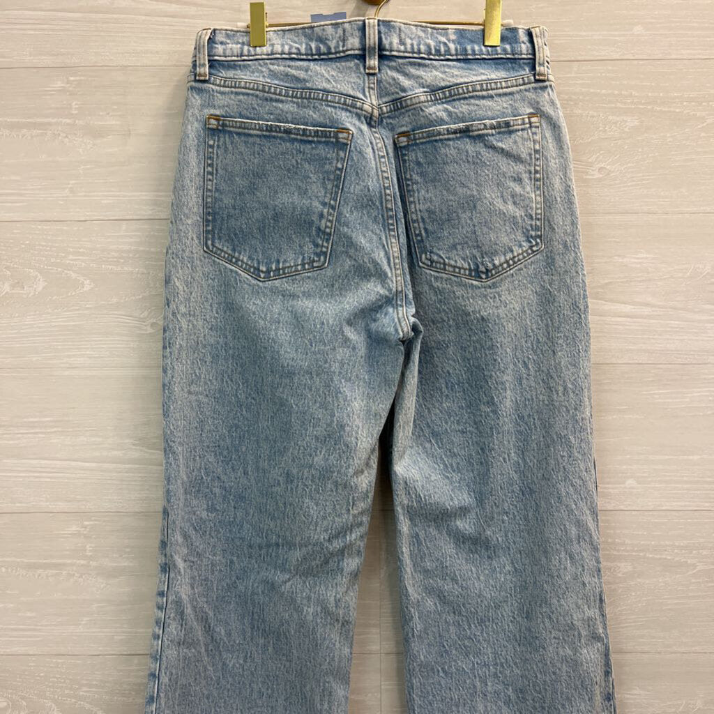 Abercrombie and Fitch Light Wash The 90s Relaxed High Rise Jeans 30 Extra Long