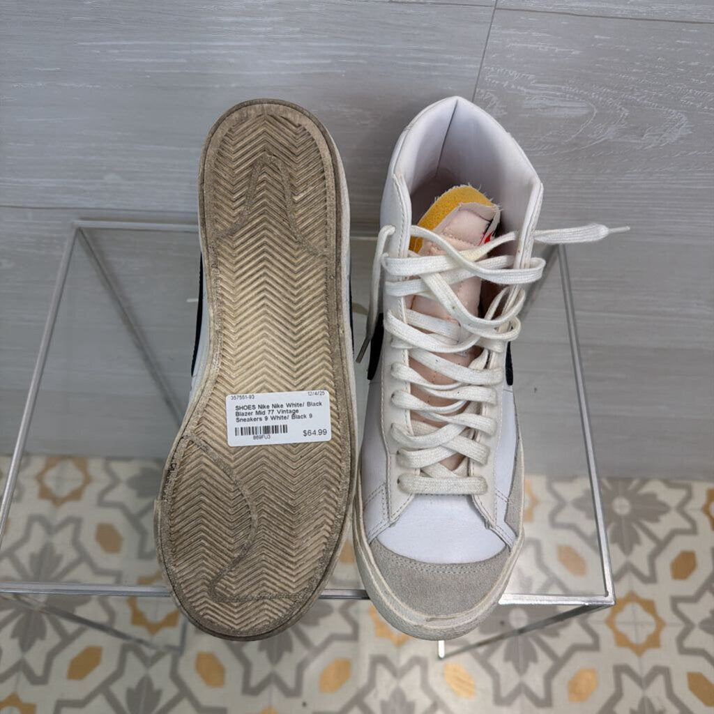 Nike White/ Black Blazer Mid 77 Vintage Sneakers 9