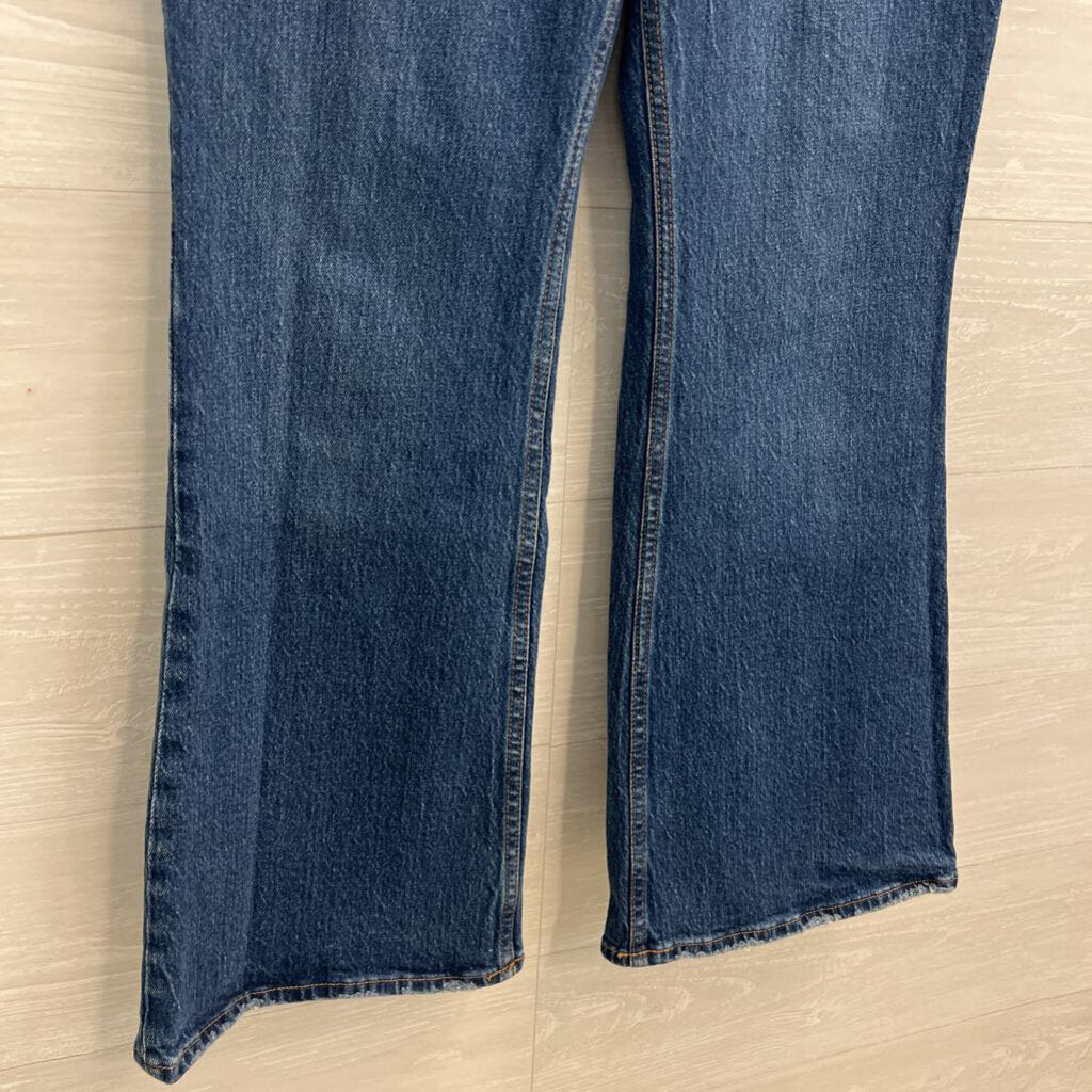 Abercrombie and Fitch Dark Wash The Vintage Flare High Rise Jeans 27 Short