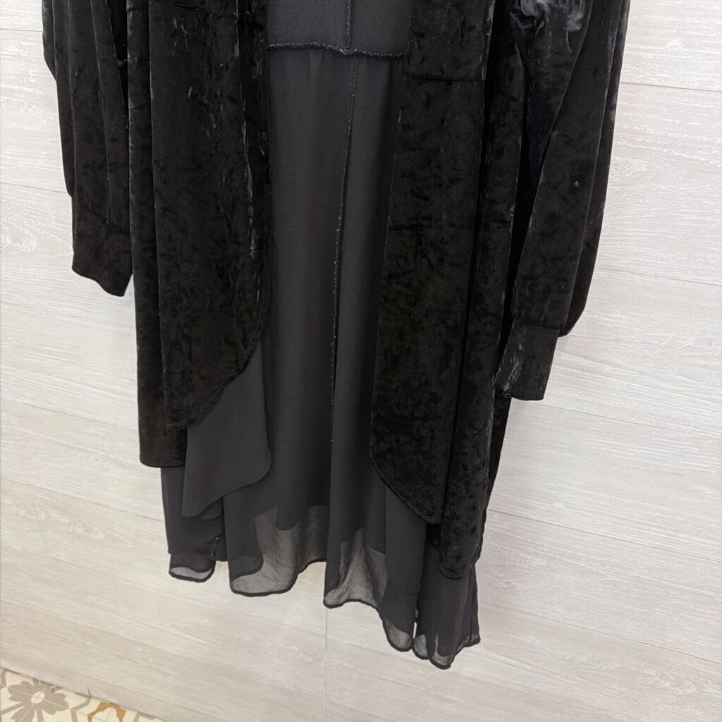 Torrid Black Velvet Long Sleeve Open Front Top 5X