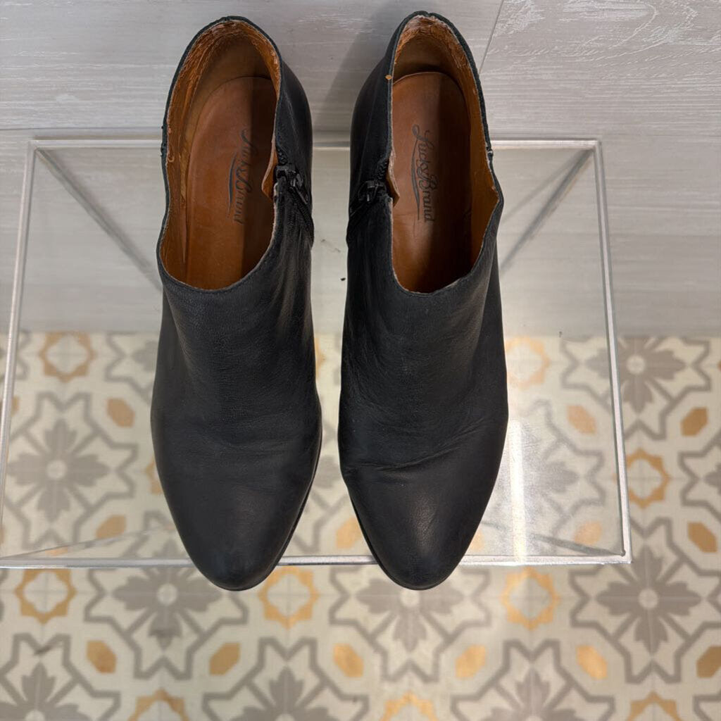 Lucky Brand Black Leather Ankle Booties 9