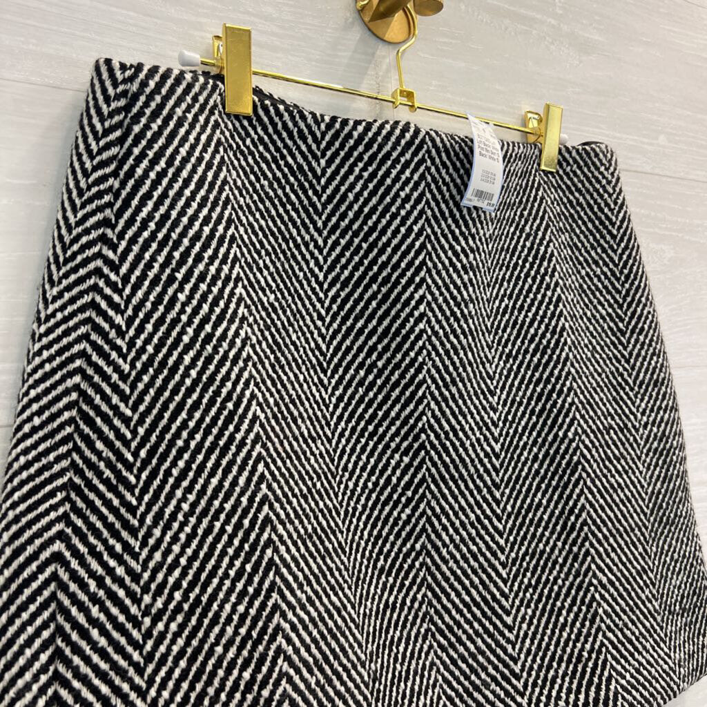 Loft Black/ White Print Mini Skirt 10