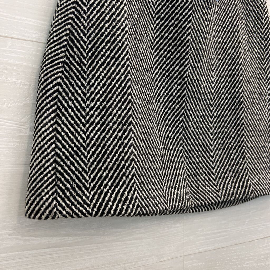 Loft Black/ White Print Mini Skirt 10