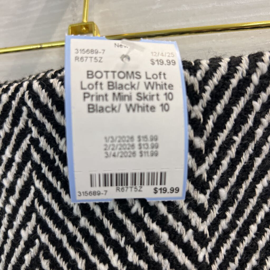 Loft Black/ White Print Mini Skirt 10