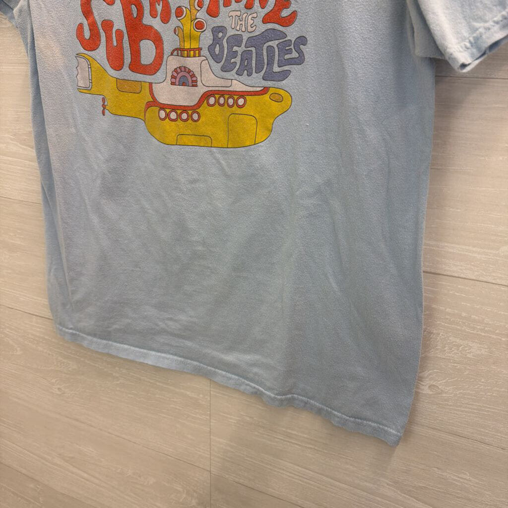 The Beatles Blue/ Multi Yellow Submarine Short Sleeve Graphic Tee Medium