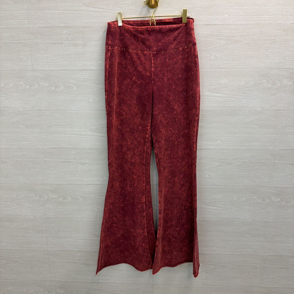 Zenana Brick Red Acid Wash Pull On Bell Bottom Pants Large