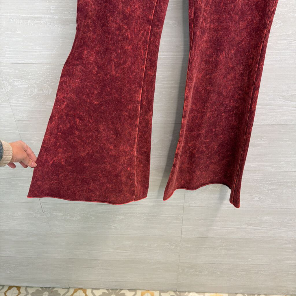 Zenana Brick Red Acid Wash Pull On Bell Bottom Pants Large
