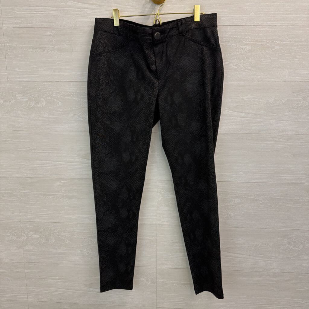 Democracy Black Snakeskin Print Skinny Leg Pants 10