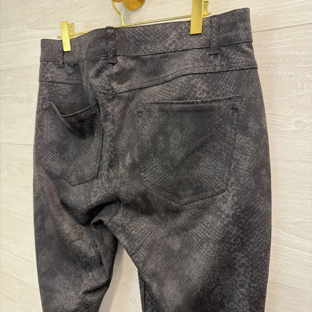 Democracy Black Snakeskin Print Skinny Leg Pants 10