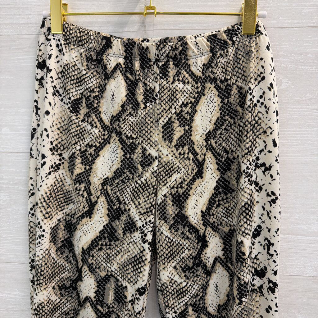 Chatoyant White/ Black Snakeskin Print Bell Bottom Pull On Pants Large