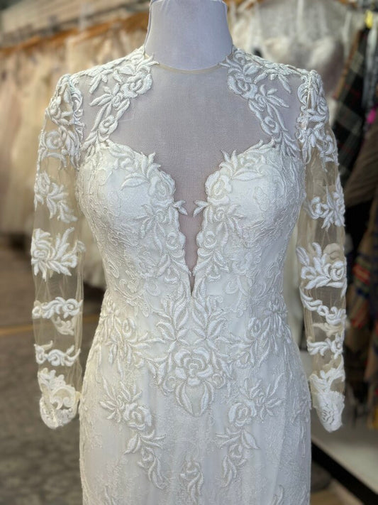 Justin Alexander Ivory Lace Long Sleeve Bridal Gown 10