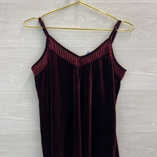 Mystree Red Velvet Tank Top Medium