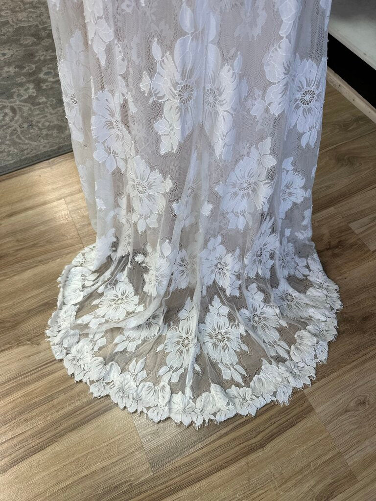 Melissa Sweet Ivory Lace Long Sleeve Bridal Gown 8