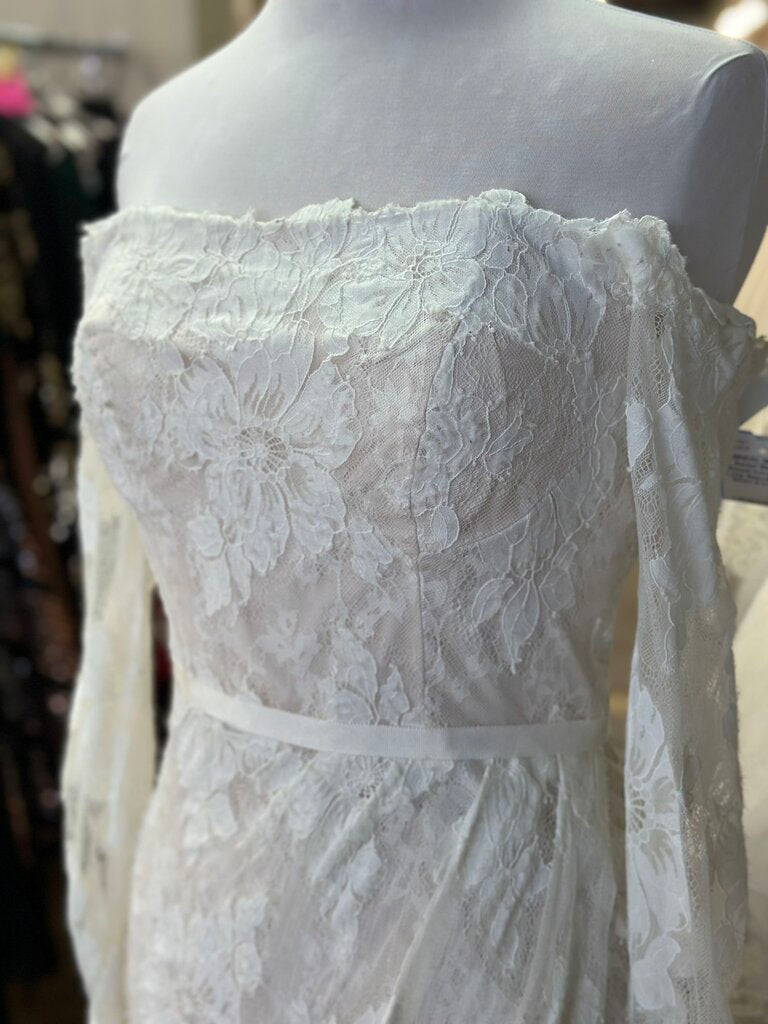 Melissa Sweet Ivory Lace Long Sleeve Bridal Gown 8