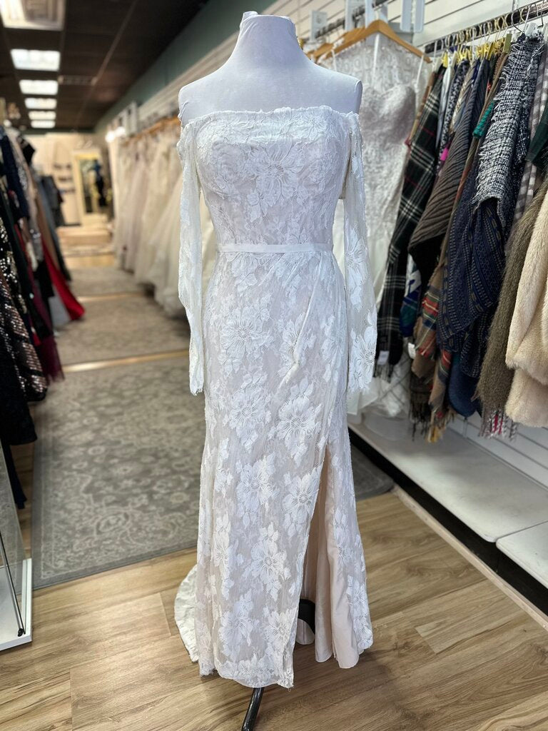 Melissa Sweet Ivory Lace Long Sleeve Bridal Gown 8