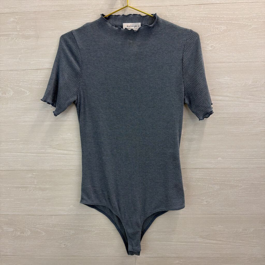 Kaileigh Blue Ribbed Mock Neck Short Sleeve Bodysuit Large