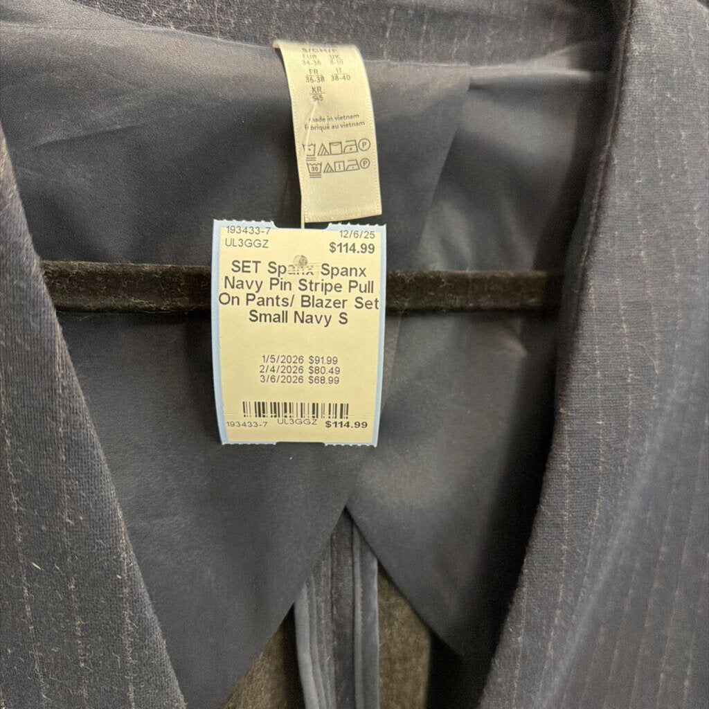 Spanx Navy Pin Stripe Pull On Pants/ Blazer Set Small