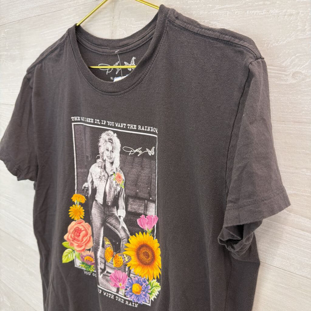 Dolly Grey/ Multi Short Sleeve Graphic Tee Extra Large