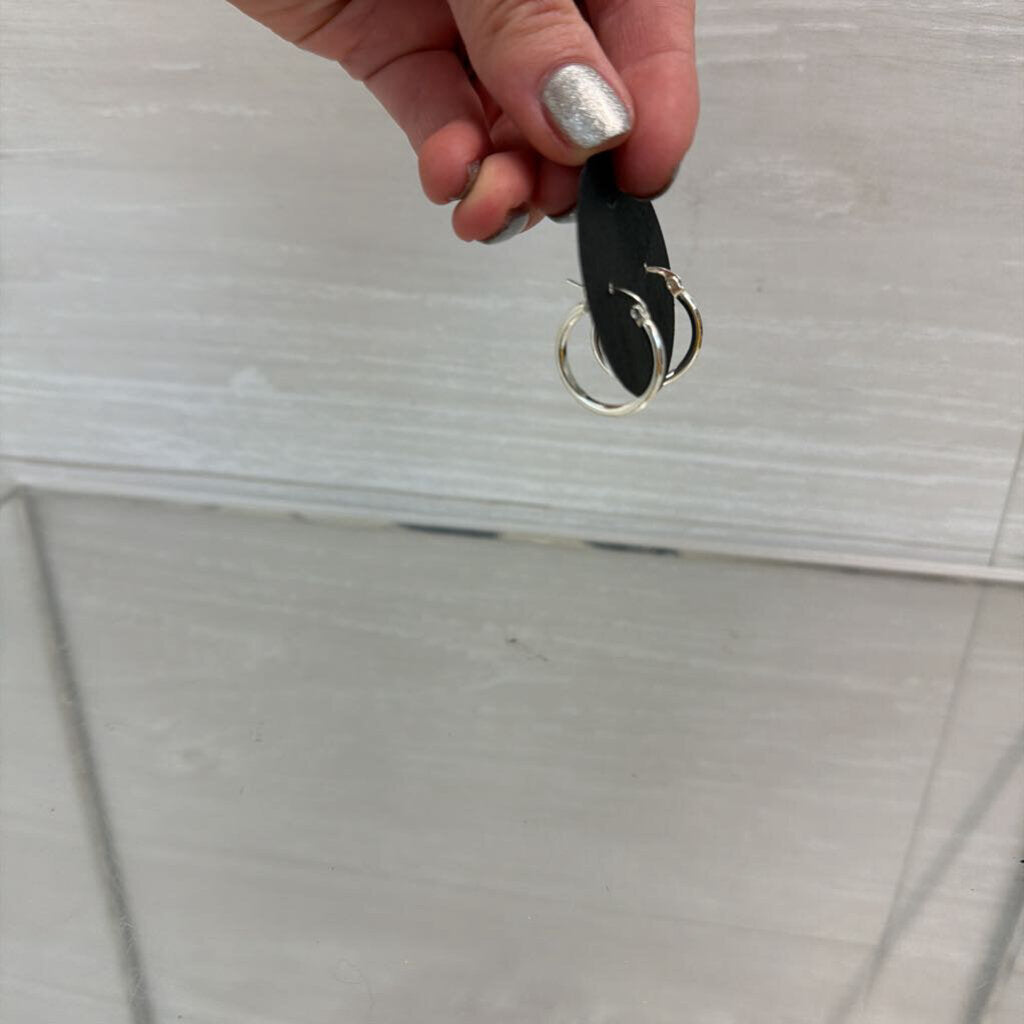 Silver Dainty Hoop Earrings