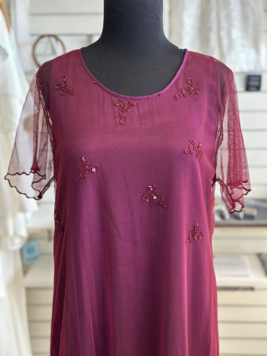 April Cornell Burgundy Mesh Short Sleeve Embroidered Detail Short Sleeve Maxi Dress Small