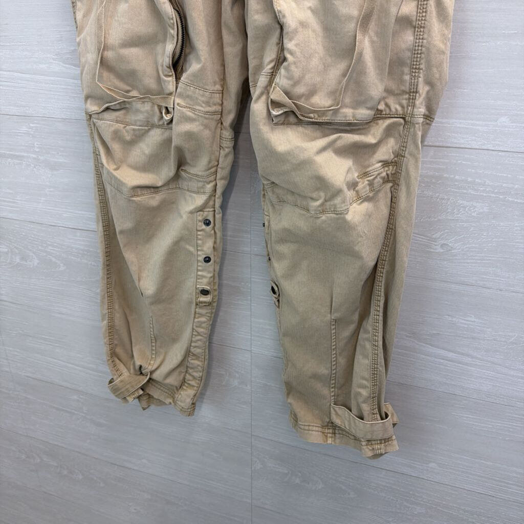 We The Free Khaki Can't Compare Slouch Pants Medium