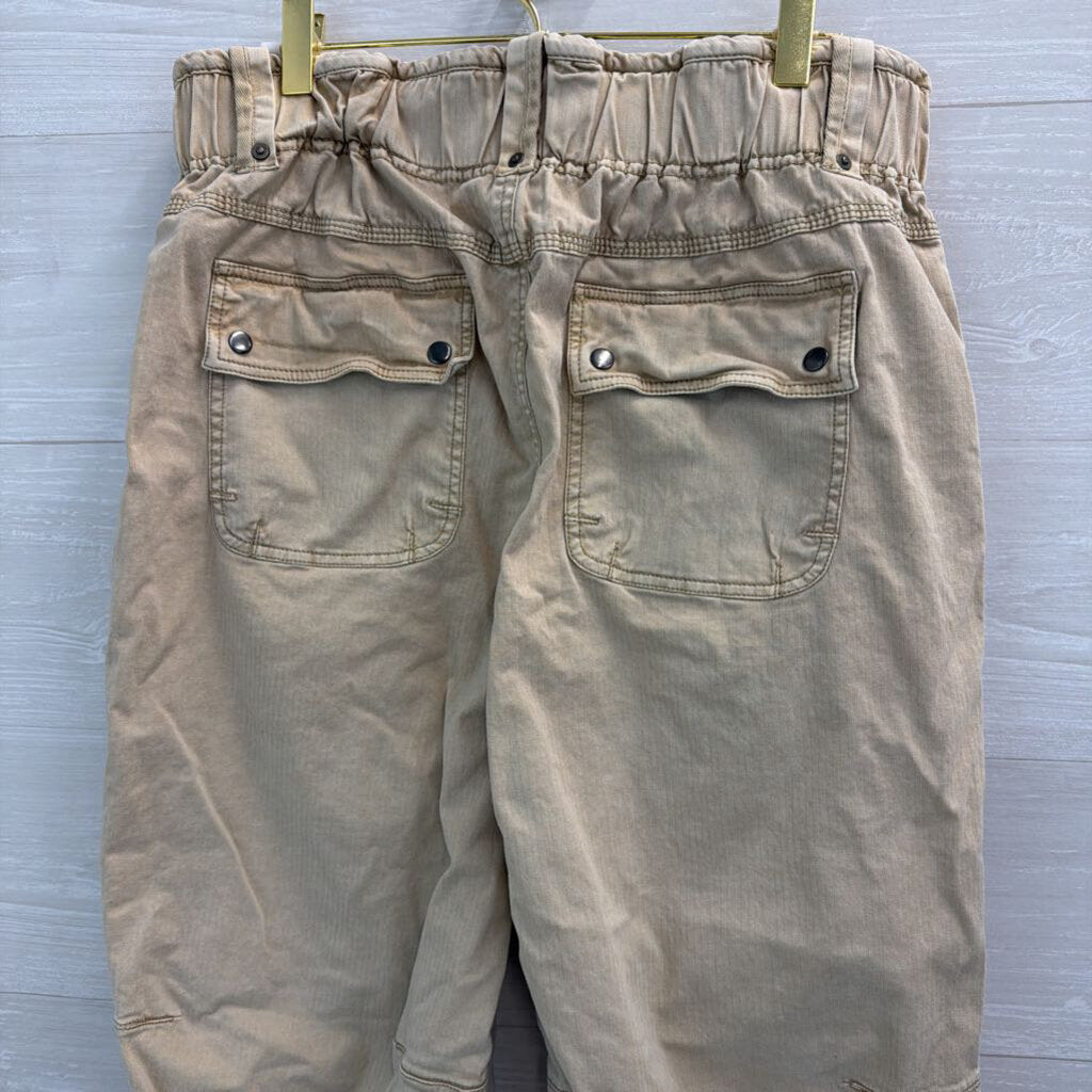 We The Free Khaki Can't Compare Slouch Pants Medium