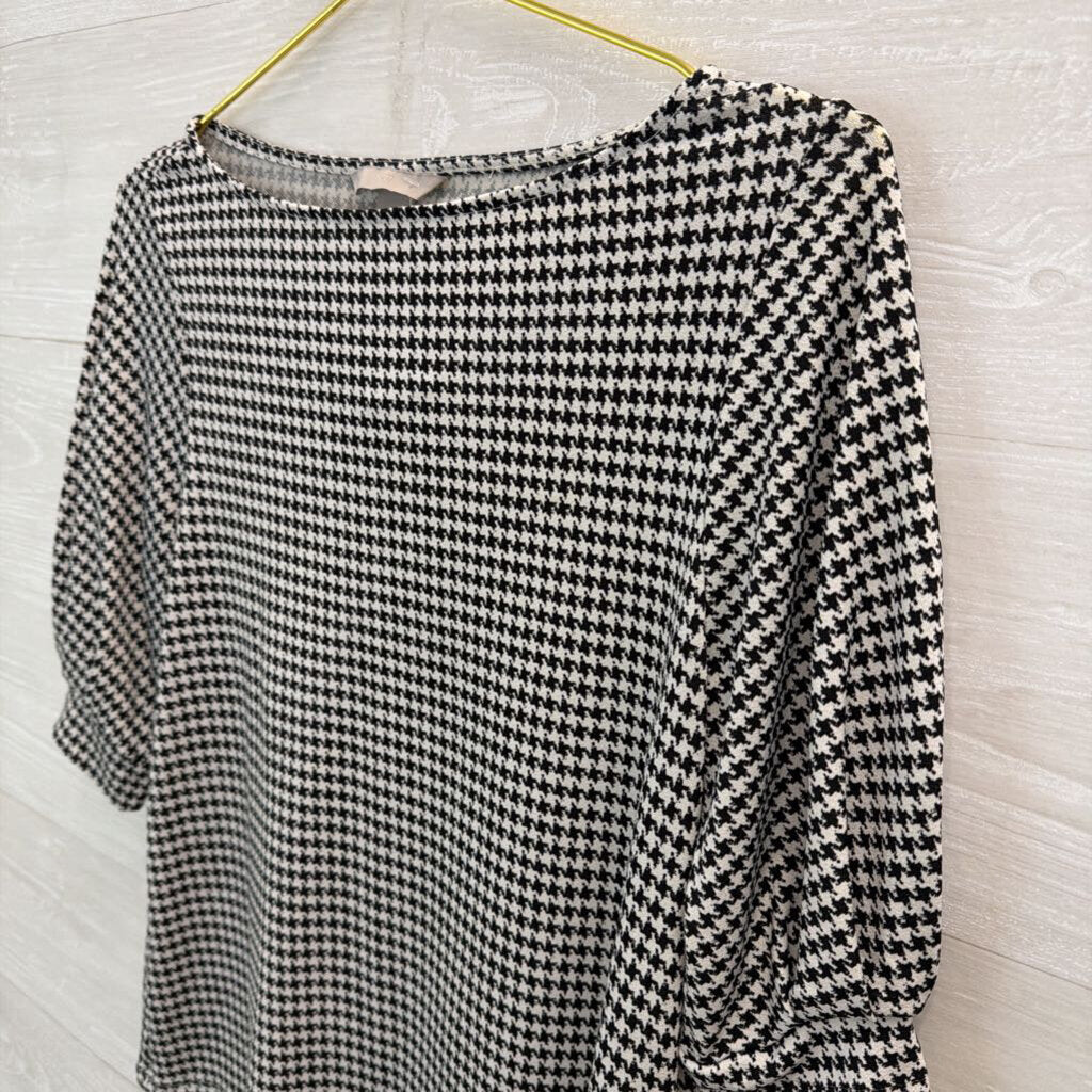 Black/ White Houndstooth Print Short Puff Sleeve Top Small