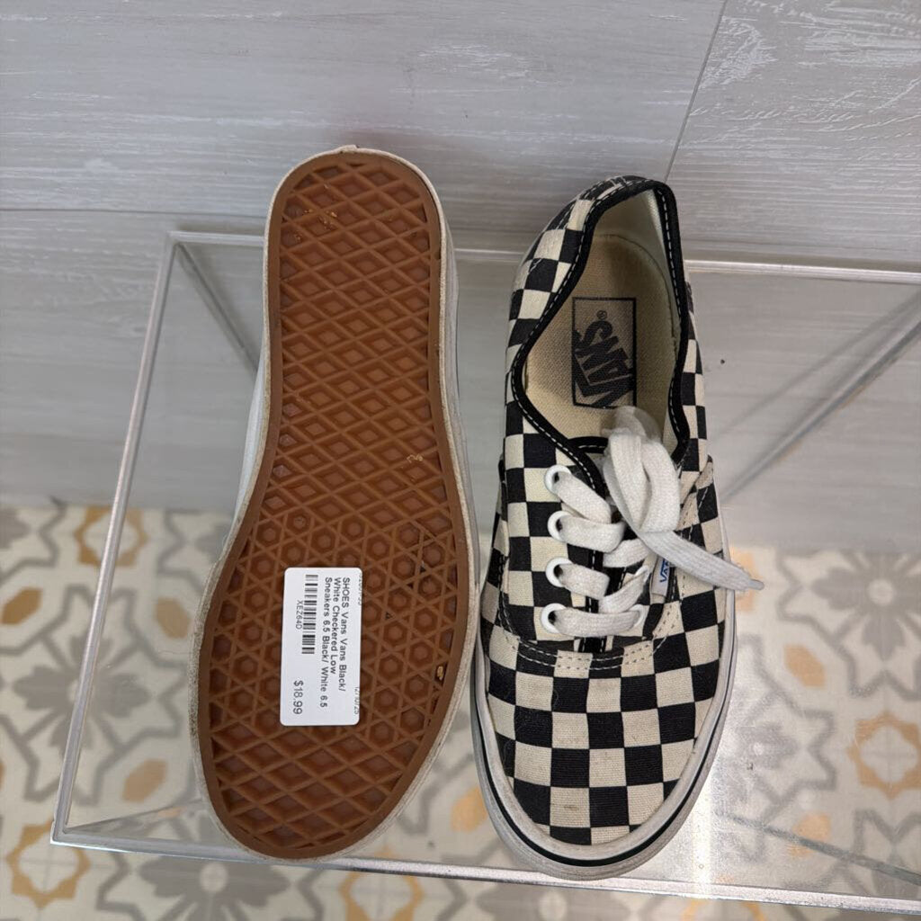 Vans Black/ White Checkered Low Sneakers 6.5
