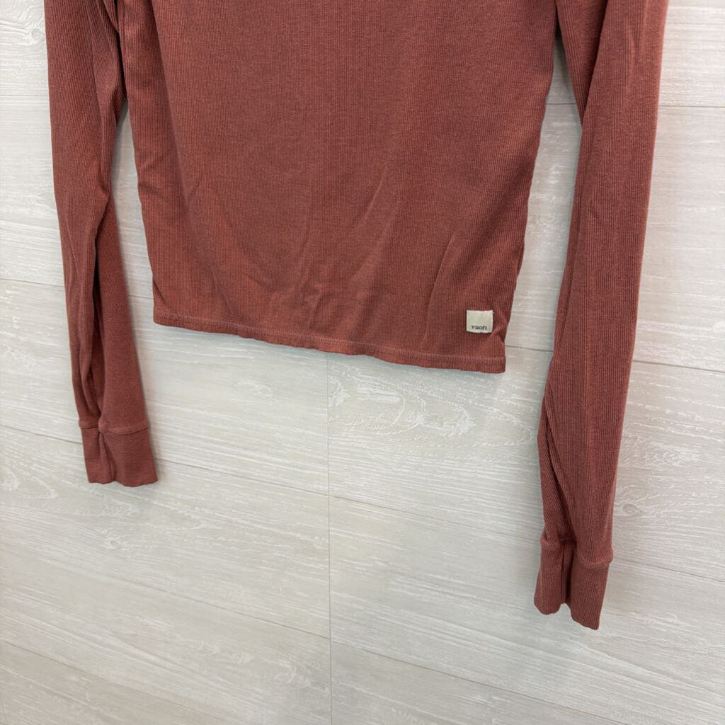 Vuori Mauve Pink Ribbed Mock Neck Cropped Long Sleeve Top Medium