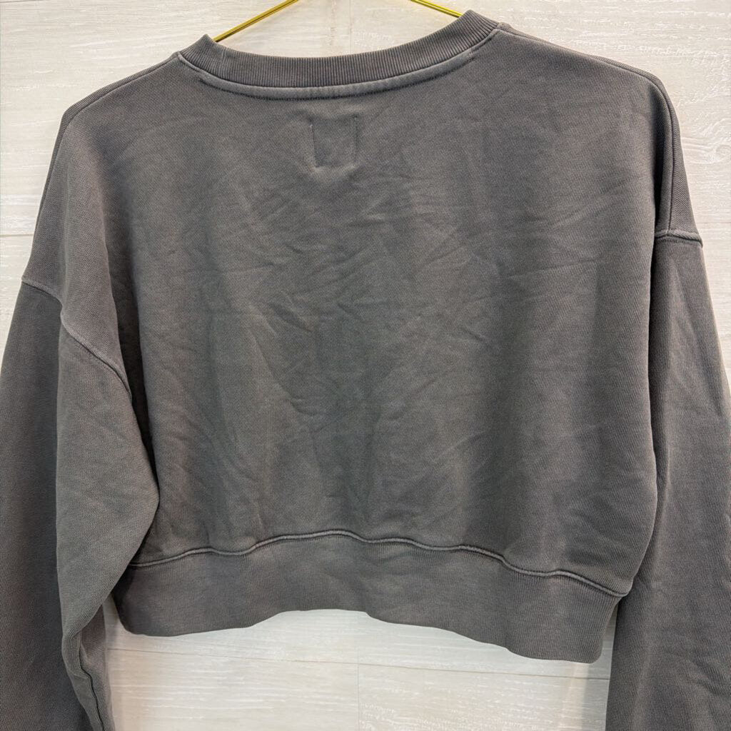 Gap Disney Grey/ Black Cropped Mickey Pullover Extra Small