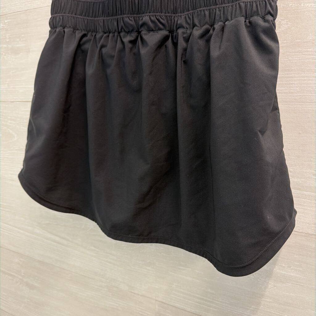 Nike Black High Waisted Athletic Skirt with Shorts Medium
