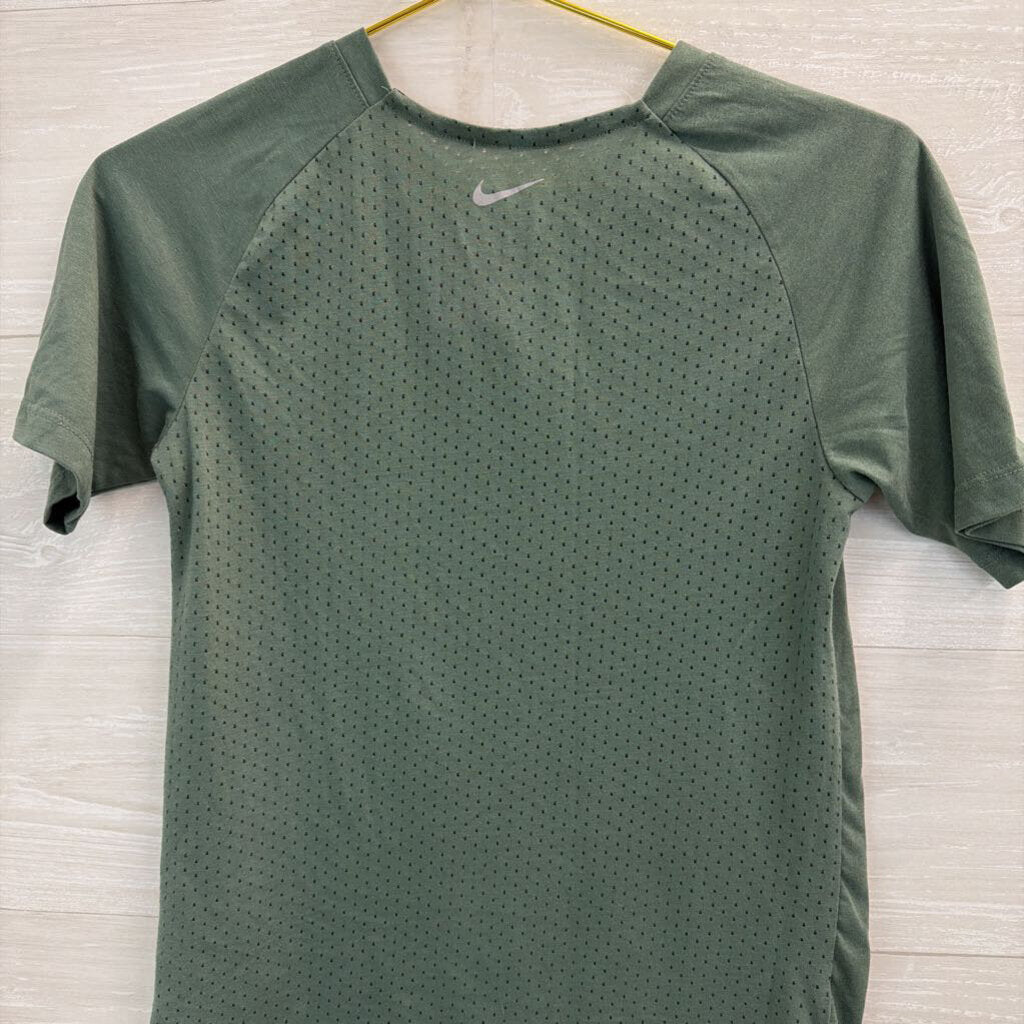 Nike Green Short Sleeve Running Athletic Top Extra Small