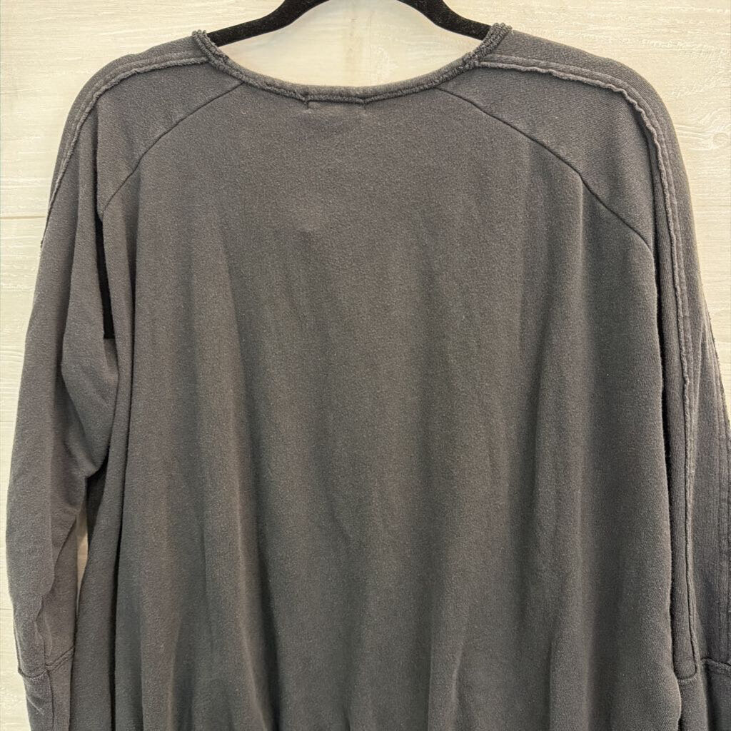 Goldie Black Long Sleeve V Neck Elastic Waist Top Medium