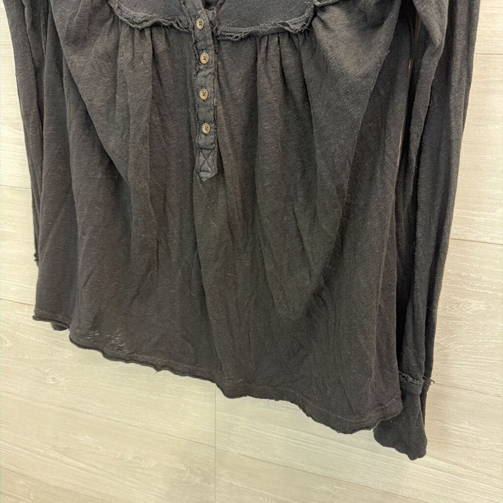 We The Free Black Long Sleeve Henley Top Medium