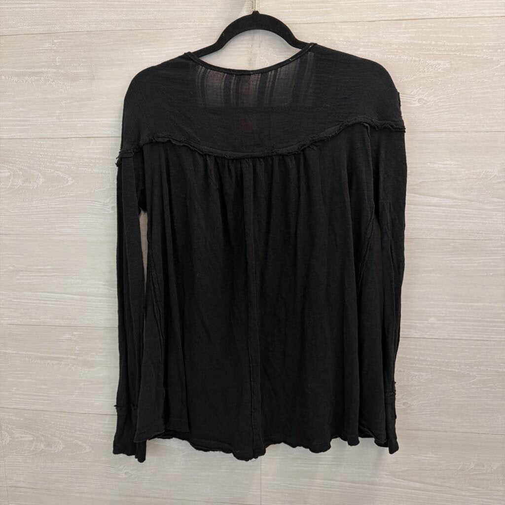 We The Free Black Long Sleeve Henley Top Medium