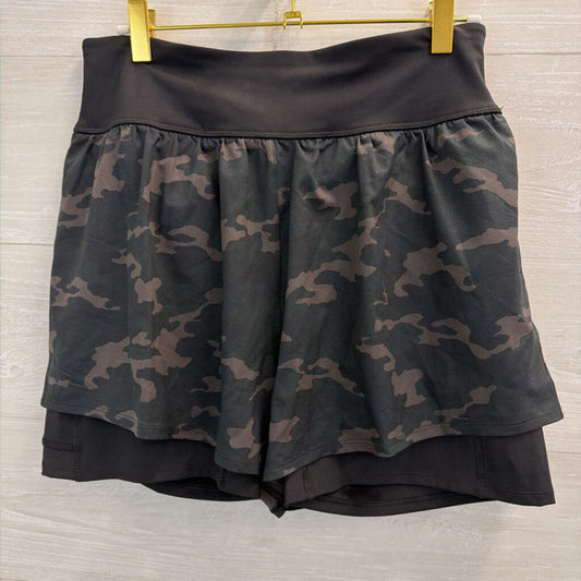Spanx Black Camo Print Athletic Layered Shorts Large