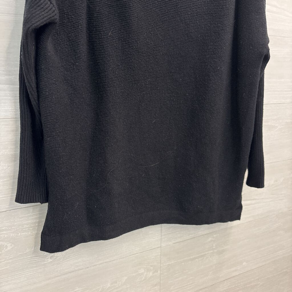 Lillusory Black Mock Neck Tunic Sweater Medium