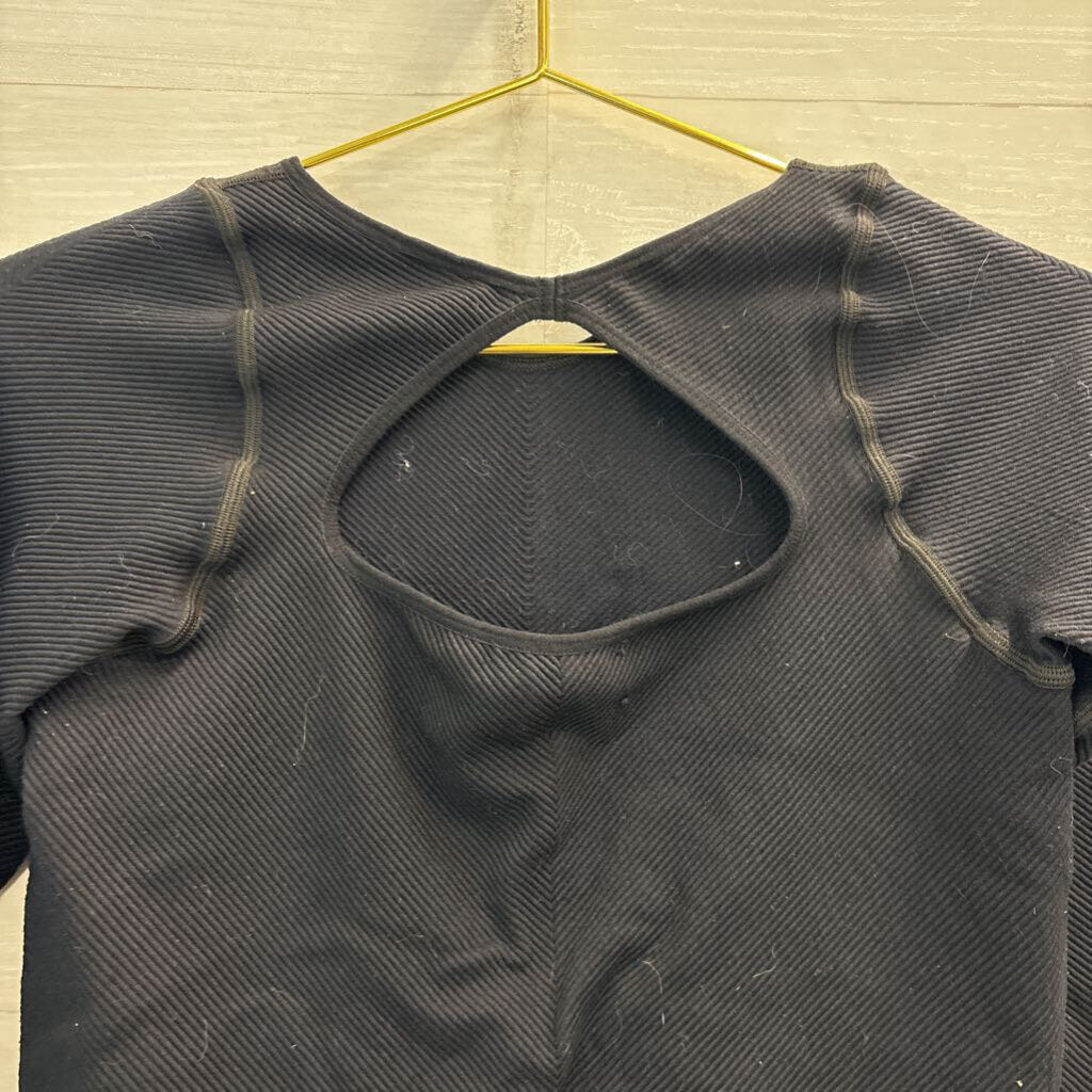 FP Movement Black Textured Keyhole Back Cropped Long Sleeve Top Medium/ Large